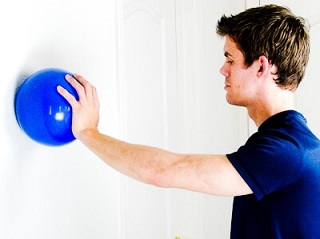 The Best Exercises For Scapular Stabilization from shoulder-pain-explained.com The Best Exercises For Scapular Stabilization from shoulder-pain-explained.com