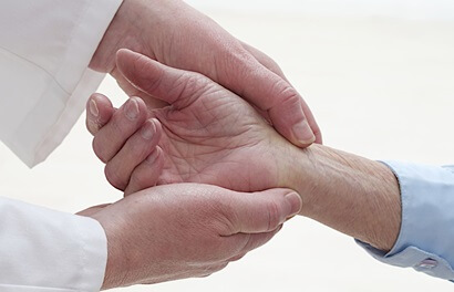 Diagnosing Ulnar Styloid Process Fractures: Your doctor will carry out a clinical examination to look for areas of tenderness and restricted motion